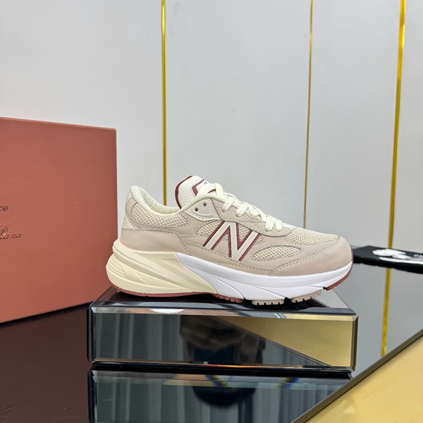 スーパーコピーブランド靴背面デザイン